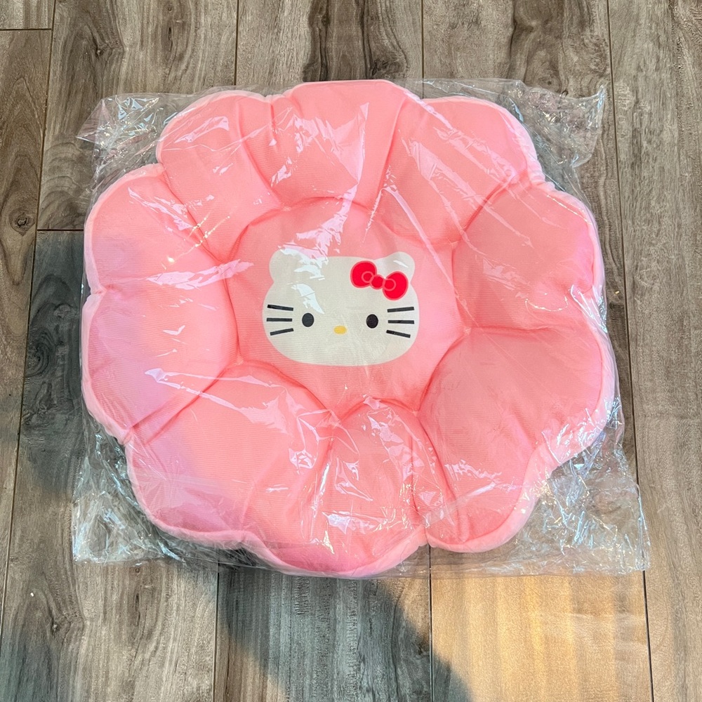 Hello Kitty Seat Cushion
